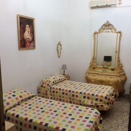 Fz House Apartment ปาแลร์โม ภายนอก รูปภาพ